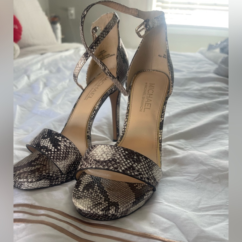 Snake heels !!!